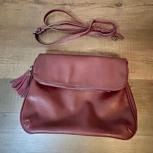 Women Burgundy Vegan Leather Handbag Messenger Crossbody Bag Pre-Owned